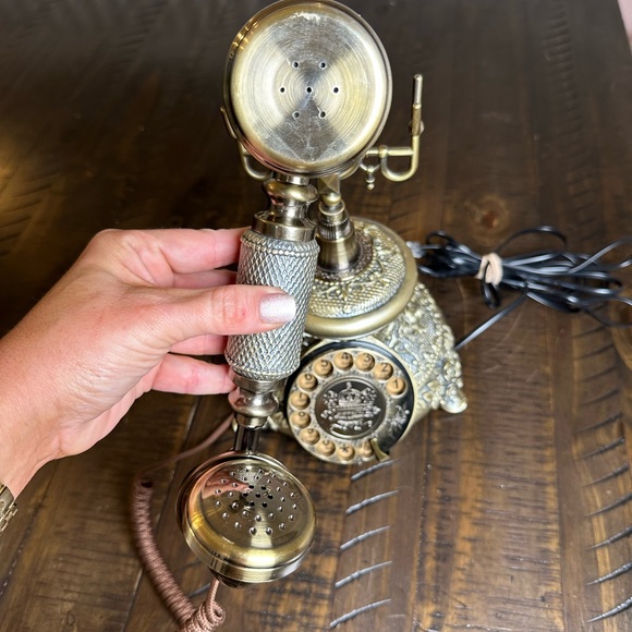 Vintage Inspired Rotary Phone-Ornate Brass Finish-Decorative Landline Phone - Picture 4 of 6